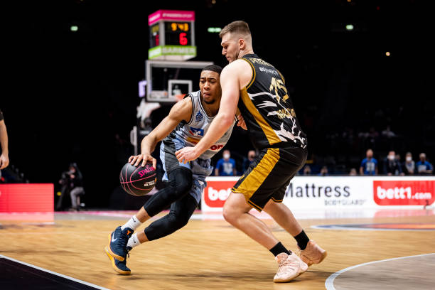 巧和高度的 巧和高度的