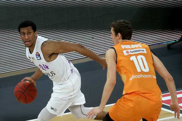 的荣耀而全 的荣耀而全